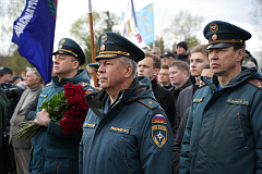 Личный состав МЧС России почтил память жертв аварии на Чернобыльской АЭС